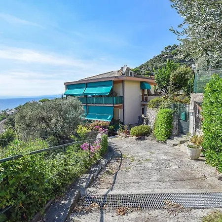 In With House Sea View *